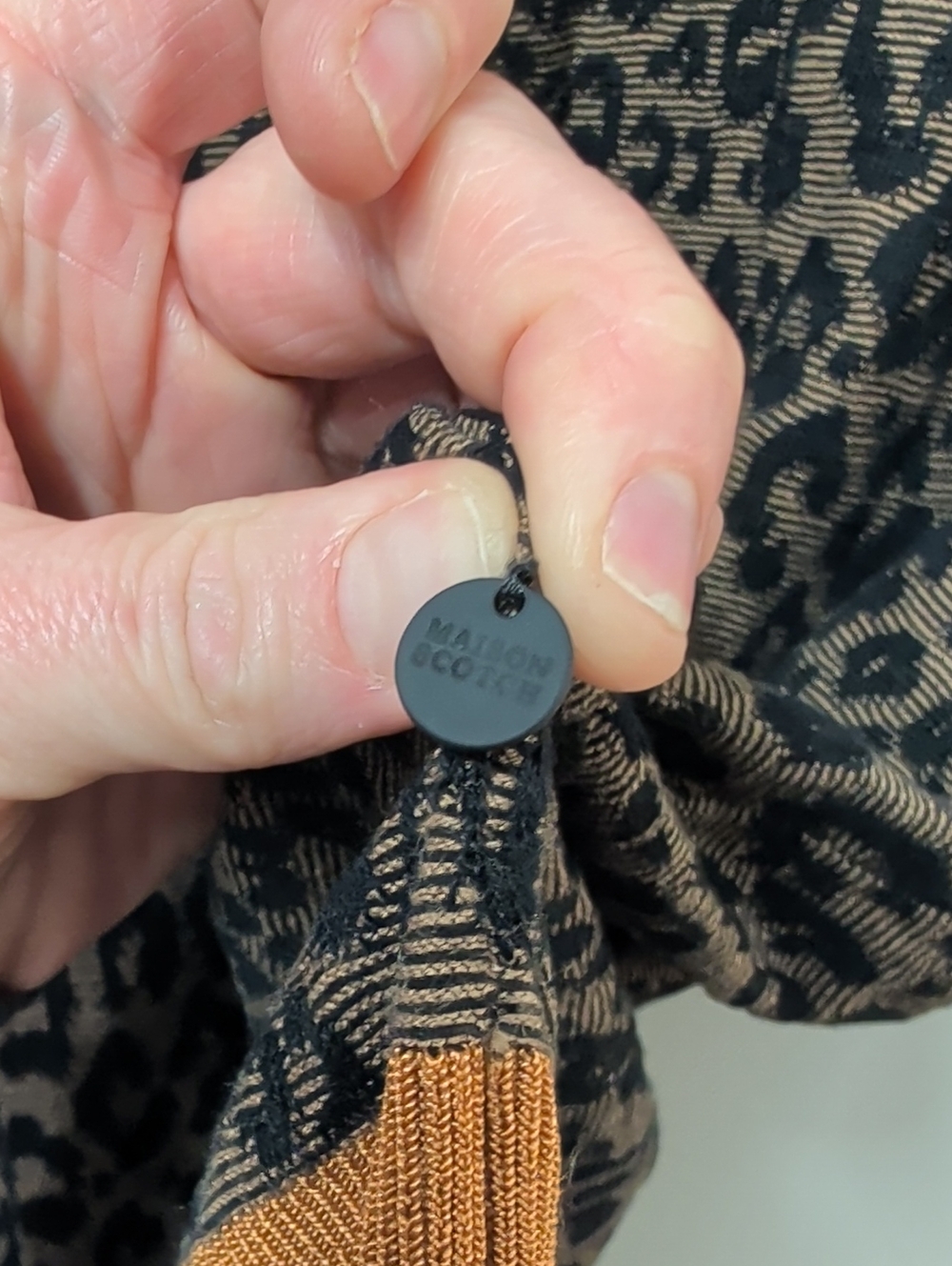 Scotch & Soda Cheetah Print V-Neck Knit Sweater - Picture 6 of 7
